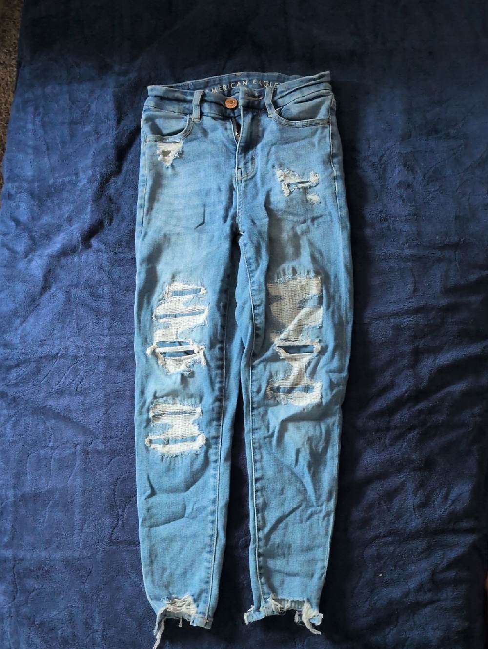 American Eagle Outfitters Light Blue Ripped Skinny Jeans